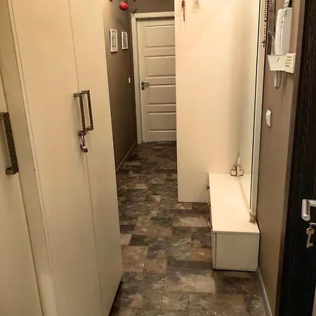 Apartment Location Near The Center!